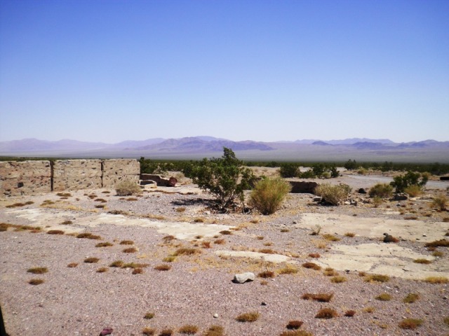 Ruins on Route 66 in California near Bagdad